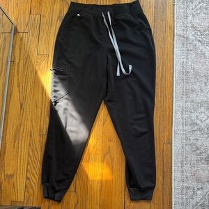 FIGS Black Medium High Waisted Zamora Jogger Scrub Pants